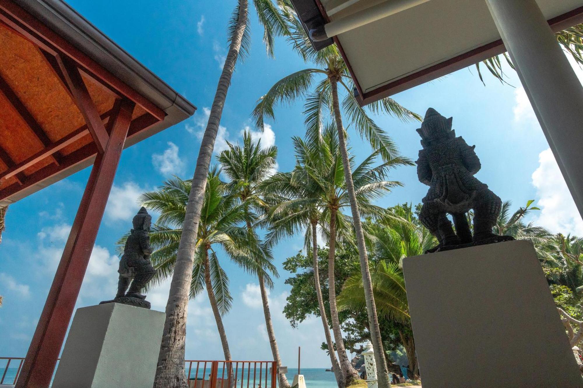 Crystal Bay Yacht Club Beach Resort Lamai Beach  Exterior photo