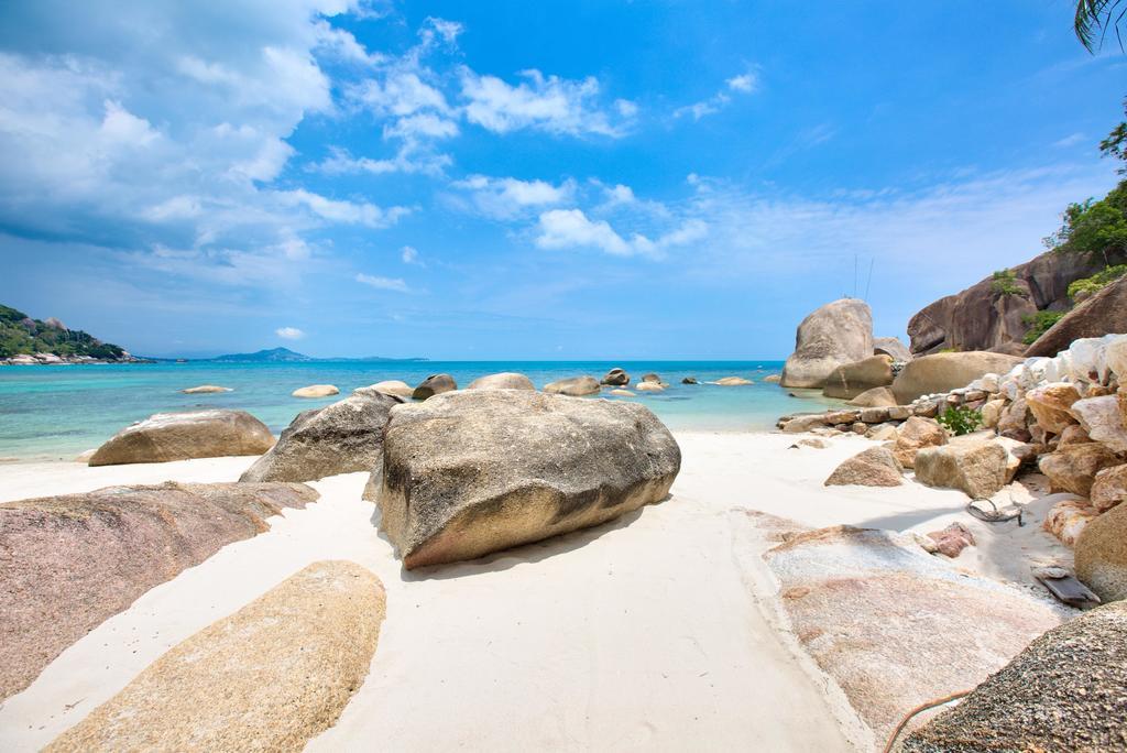 Crystal Bay Yacht Club Beach Resort Lamai Beach  Exterior photo