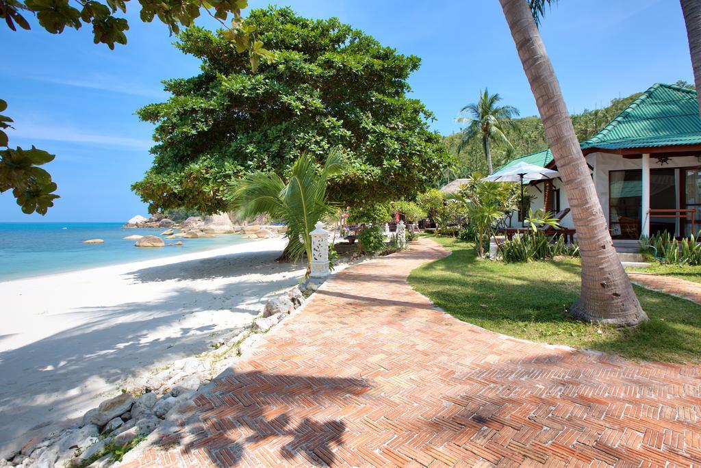 Crystal Bay Yacht Club Beach Resort Lamai Beach  Exterior photo