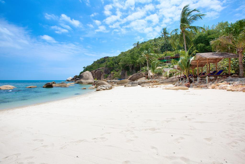 Crystal Bay Yacht Club Beach Resort Lamai Beach  Exterior photo