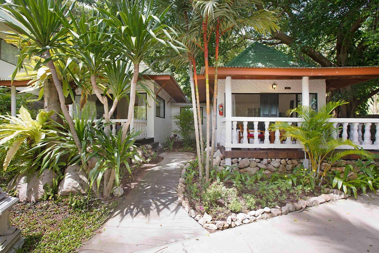Crystal Bay Yacht Club Beach Resort Lamai Beach  Exterior photo