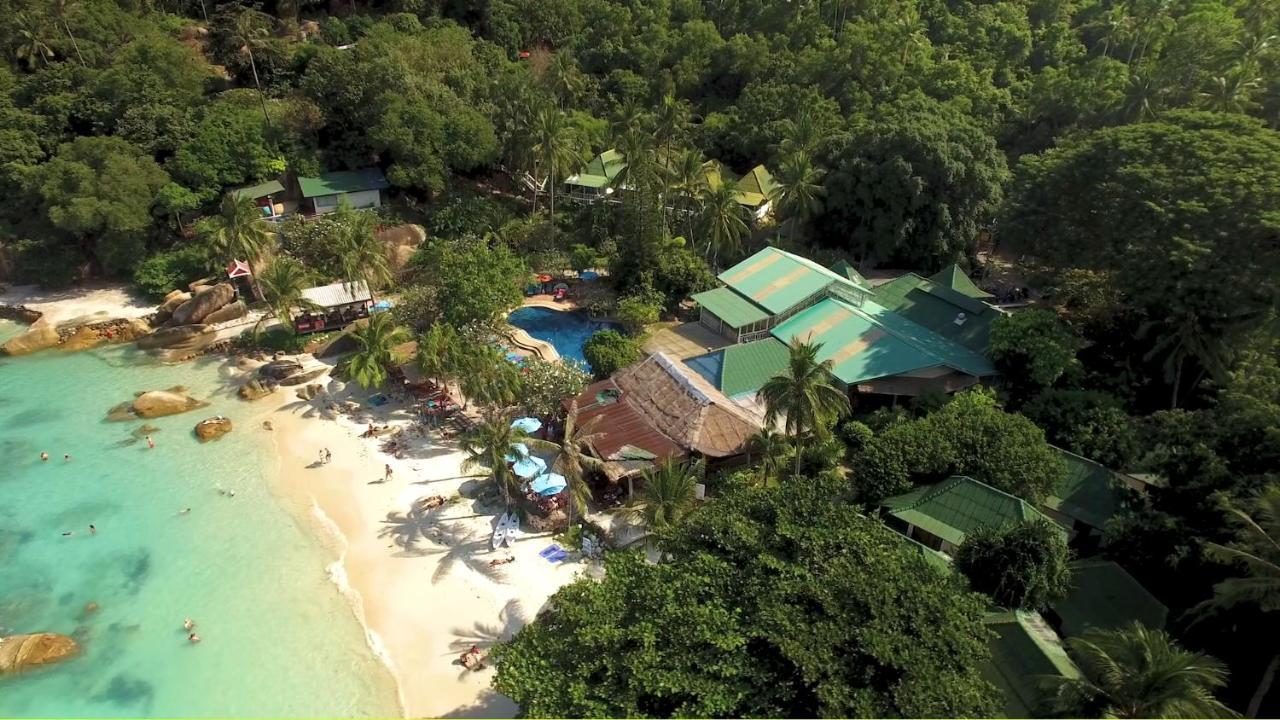 Crystal Bay Yacht Club Beach Resort Lamai Beach  Exterior photo